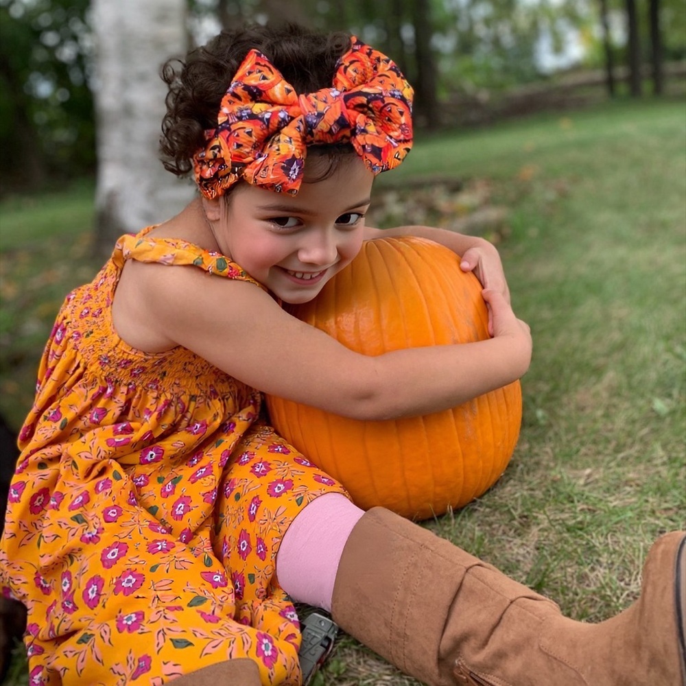 Halloween Pumpkin Jack-O’-Lantern Bow Headband – Festive Fall Hair Accessory